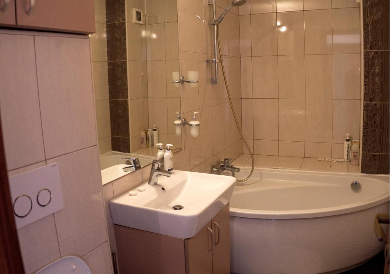 Cozy Parc Sebastian Apartment Bucureşti Ngoại thất bức ảnh